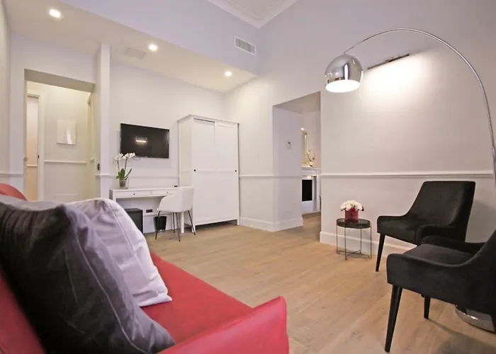 Gemini Navona 4*